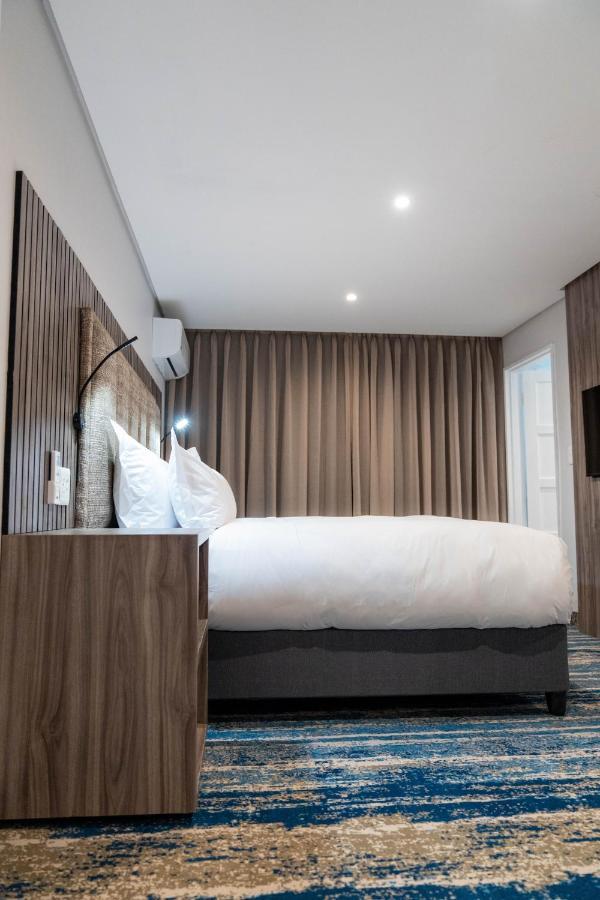 Zar Hotel Amanzimtoti Extérieur photo