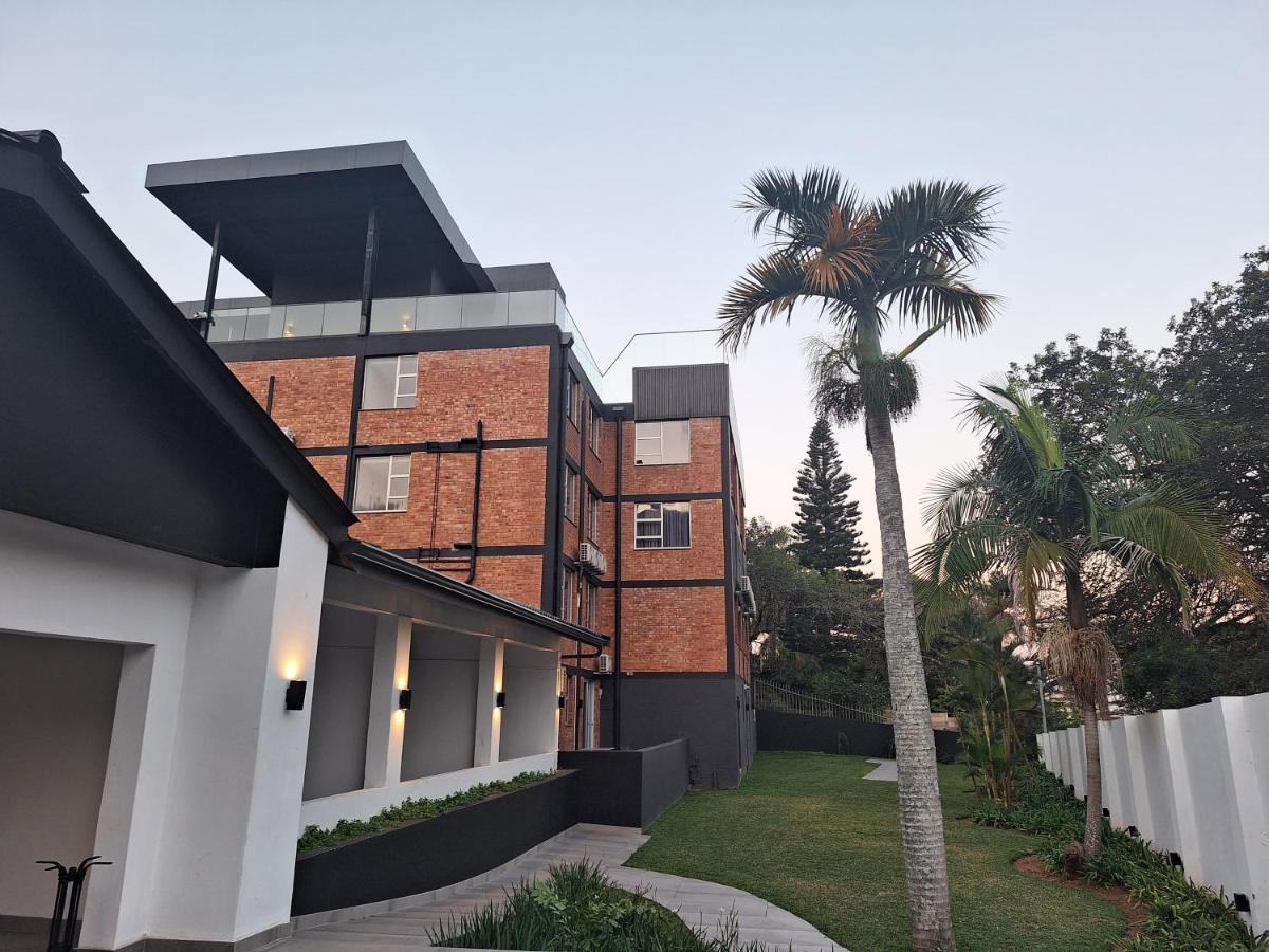 Zar Hotel Amanzimtoti Extérieur photo